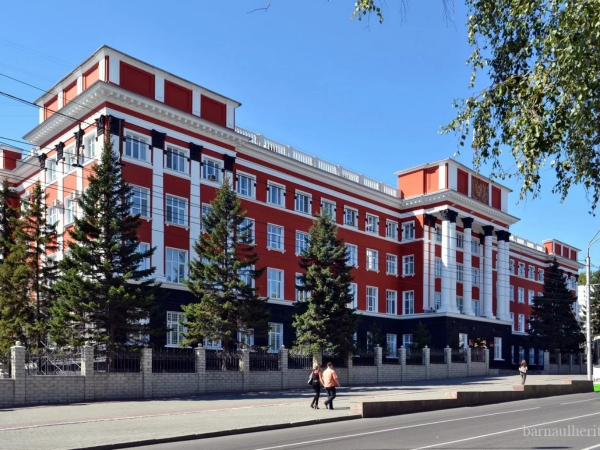 Алтайский краевой суд  объявляет конкурс на включение в кадровый резерв Алтайского краевого суда для замещения должности  федеральной государственной гражданской службы